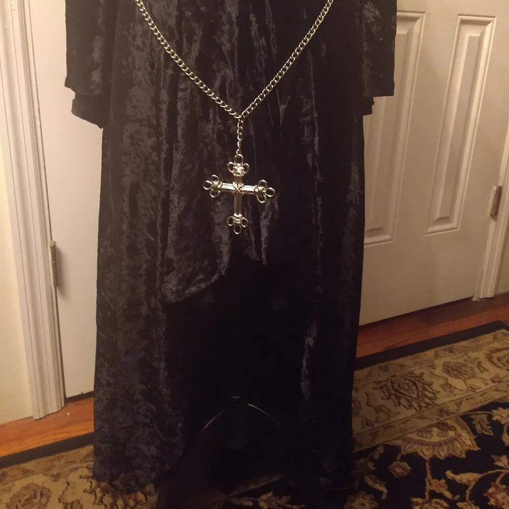 Vintage Crushed Velvet Goth Gown Bell Sleeves Dramatic Cross Chain Small EUC - Picture 13 of 15